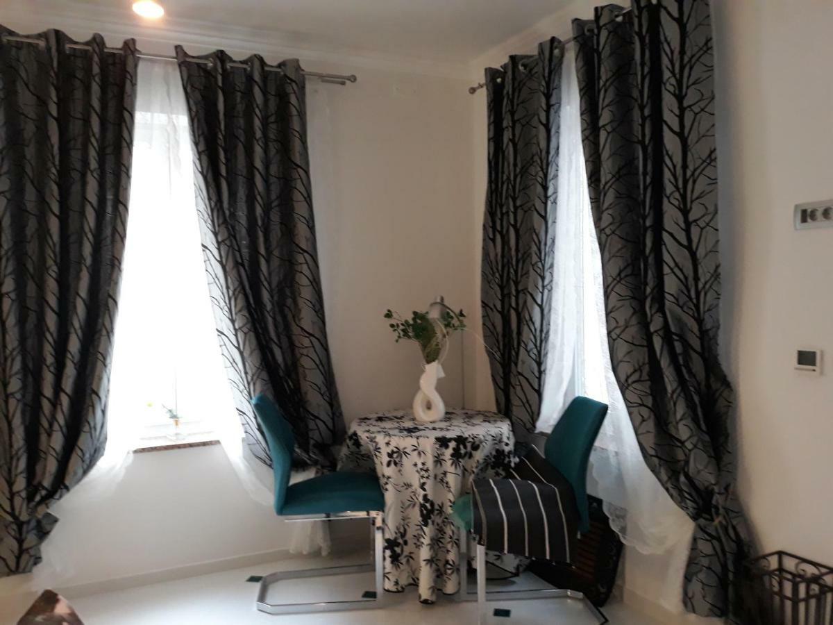 Apartments Paris ウマグ エクステリア 写真